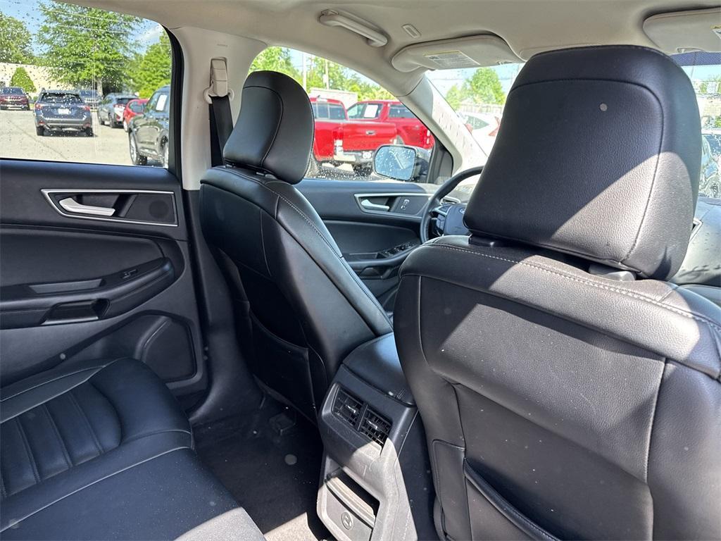 used 2022 Ford Edge car, priced at $19,000