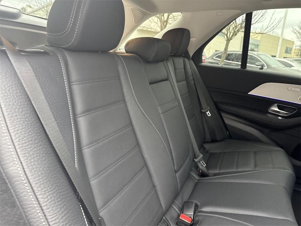 new 2025 Mercedes-Benz GLE 450e car, priced at $86,455
