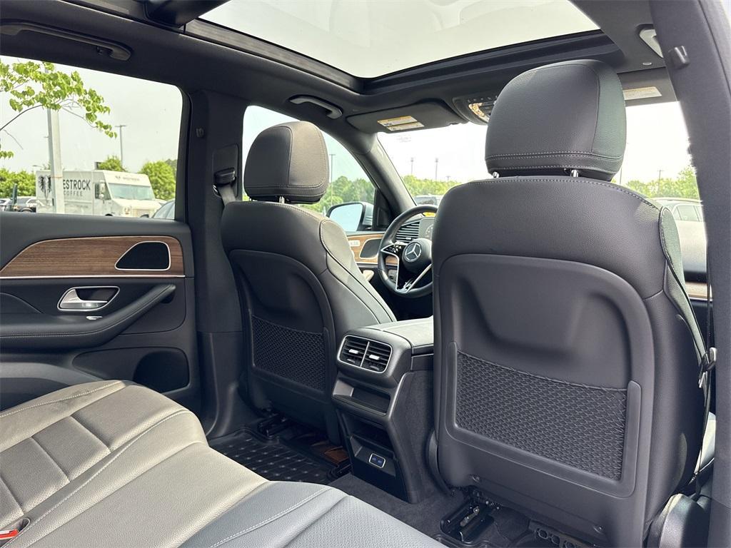 used 2025 Mercedes-Benz GLE 350 car, priced at $74,500