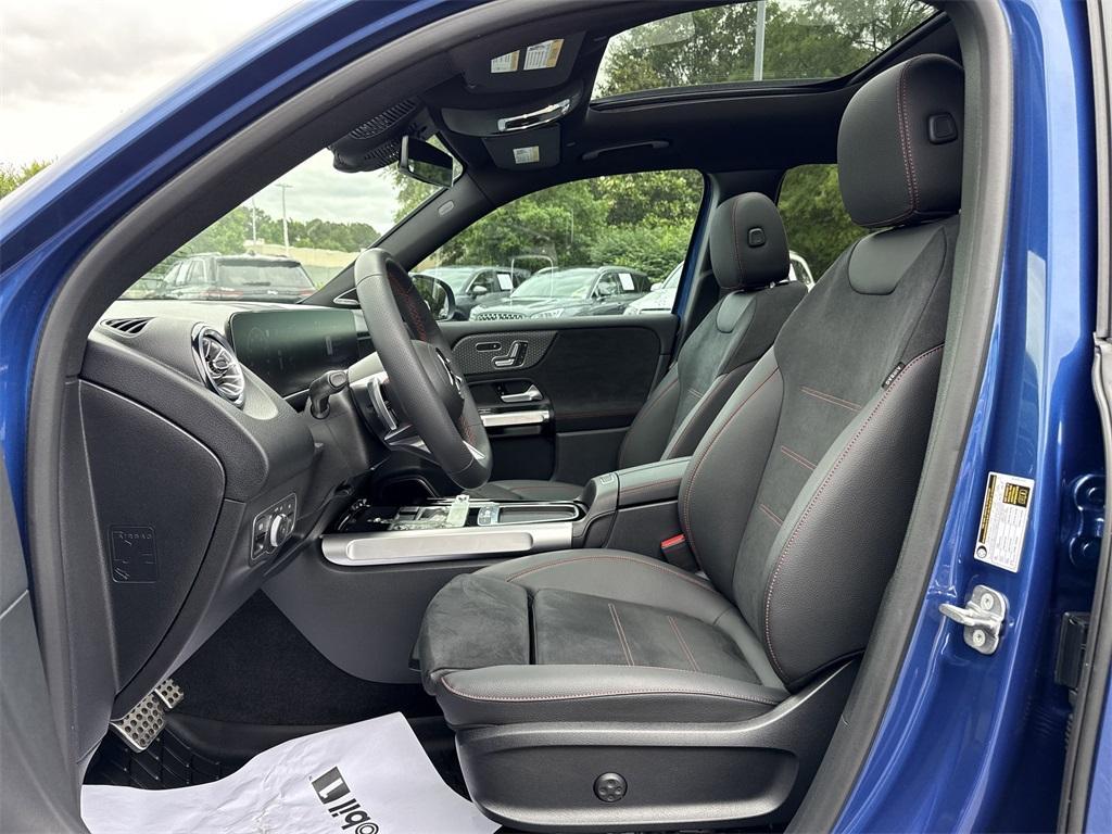 used 2024 Mercedes-Benz GLB 250 car, priced at $49,500