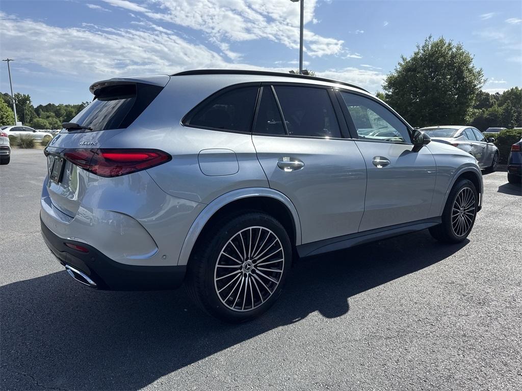 new 2025 Mercedes-Benz GLC 300 car, priced at $60,135