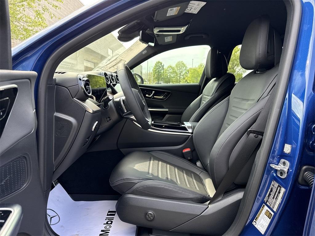 new 2025 Mercedes-Benz GLC 300 car, priced at $57,760