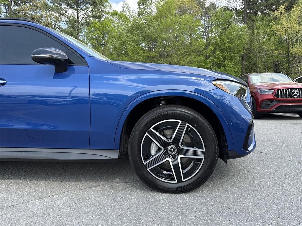 new 2025 Mercedes-Benz GLC 300 car, priced at $57,760