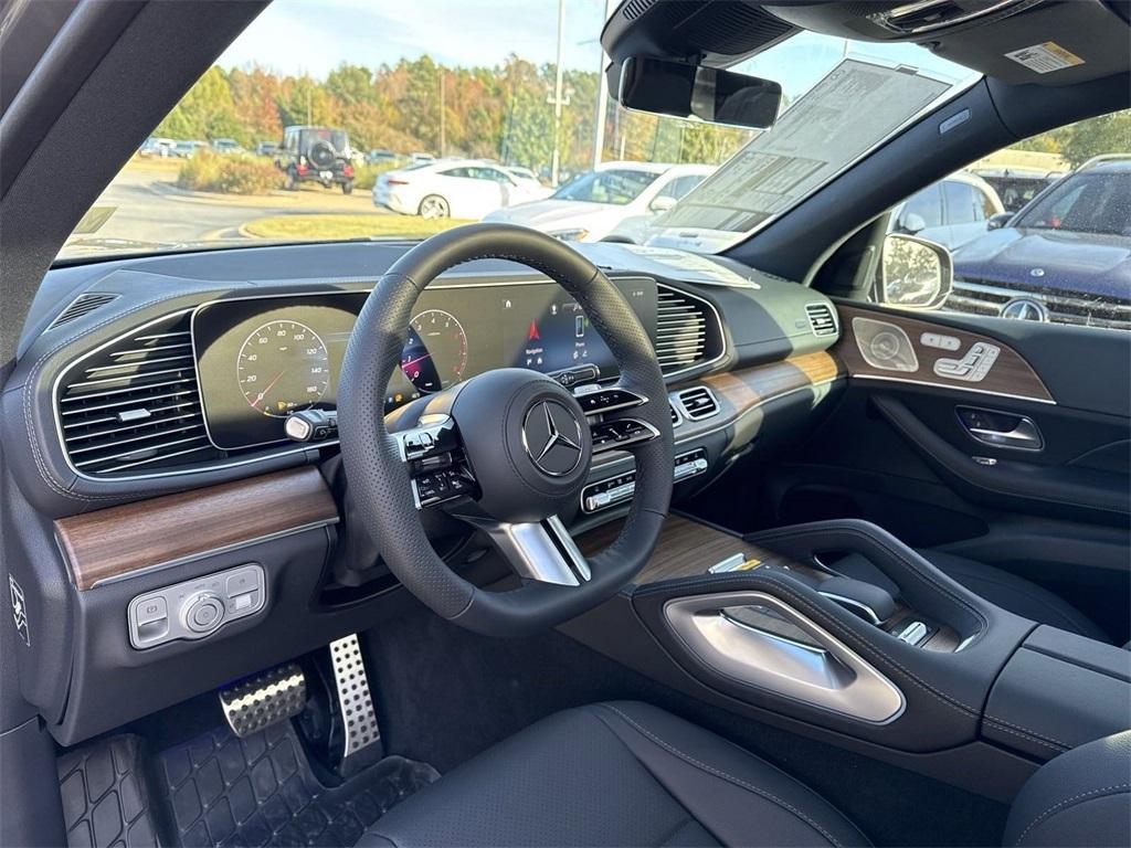 new 2025 Mercedes-Benz GLS 450 car, priced at $96,495