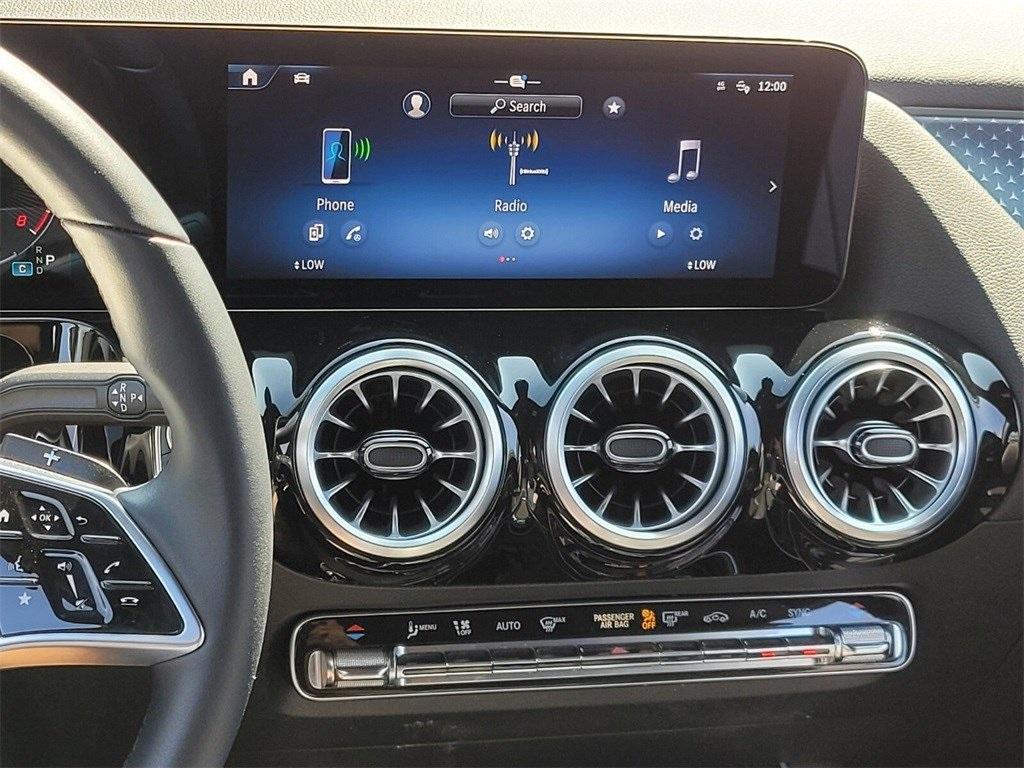 used 2025 Mercedes-Benz GLA 250 car, priced at $35,800