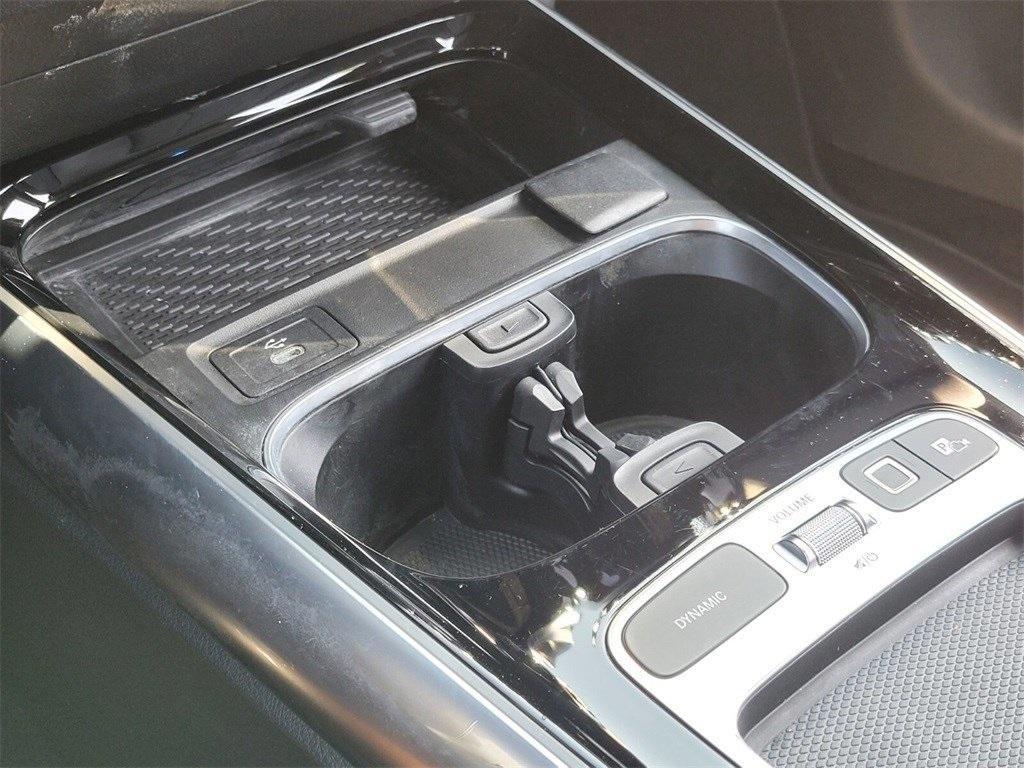 used 2025 Mercedes-Benz GLA 250 car, priced at $35,800