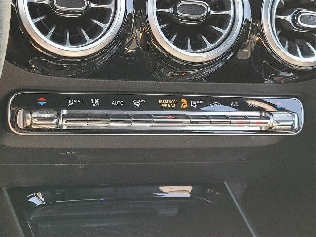 used 2025 Mercedes-Benz GLA 250 car, priced at $35,800