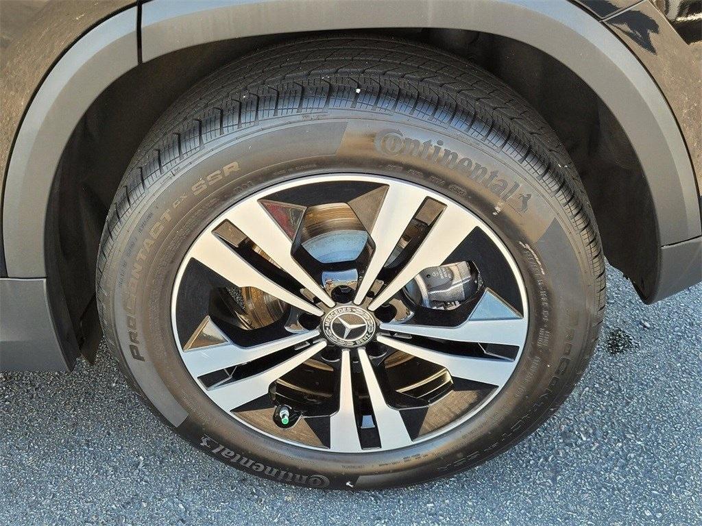 used 2025 Mercedes-Benz GLA 250 car, priced at $35,800