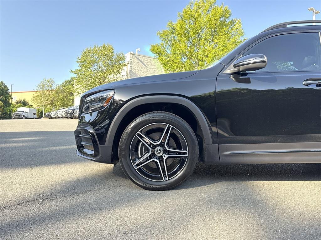 new 2025 Mercedes-Benz GLB 250 car, priced at $51,975
