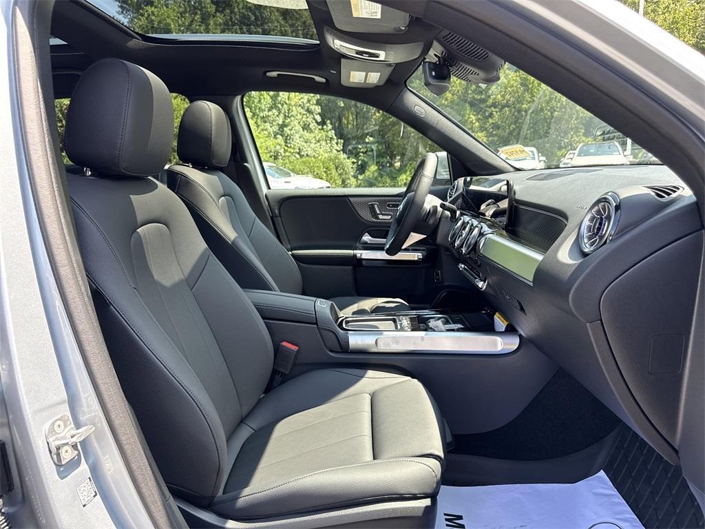 new 2026 Mercedes-Benz GLB 250 car, priced at $52,390