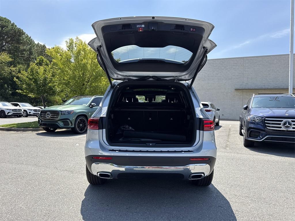 new 2026 Mercedes-Benz GLB 250 car, priced at $52,390