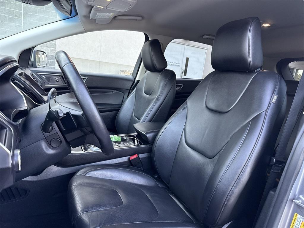 used 2020 Ford Edge car, priced at $18,000