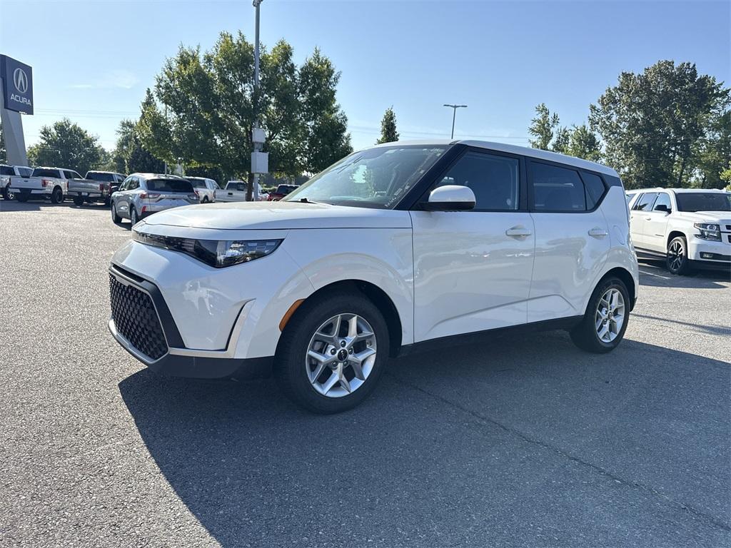 used 2023 Kia Soul car, priced at $15,500