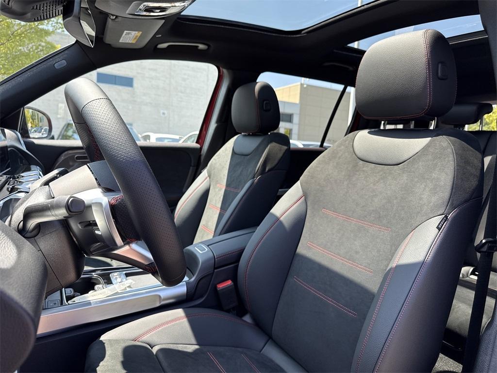 new 2026 Mercedes-Benz GLB 250 car, priced at $60,055