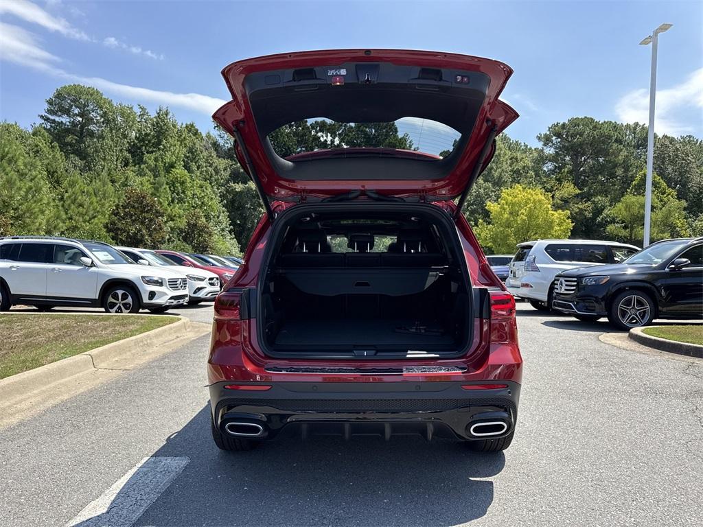 new 2026 Mercedes-Benz GLB 250 car, priced at $60,055