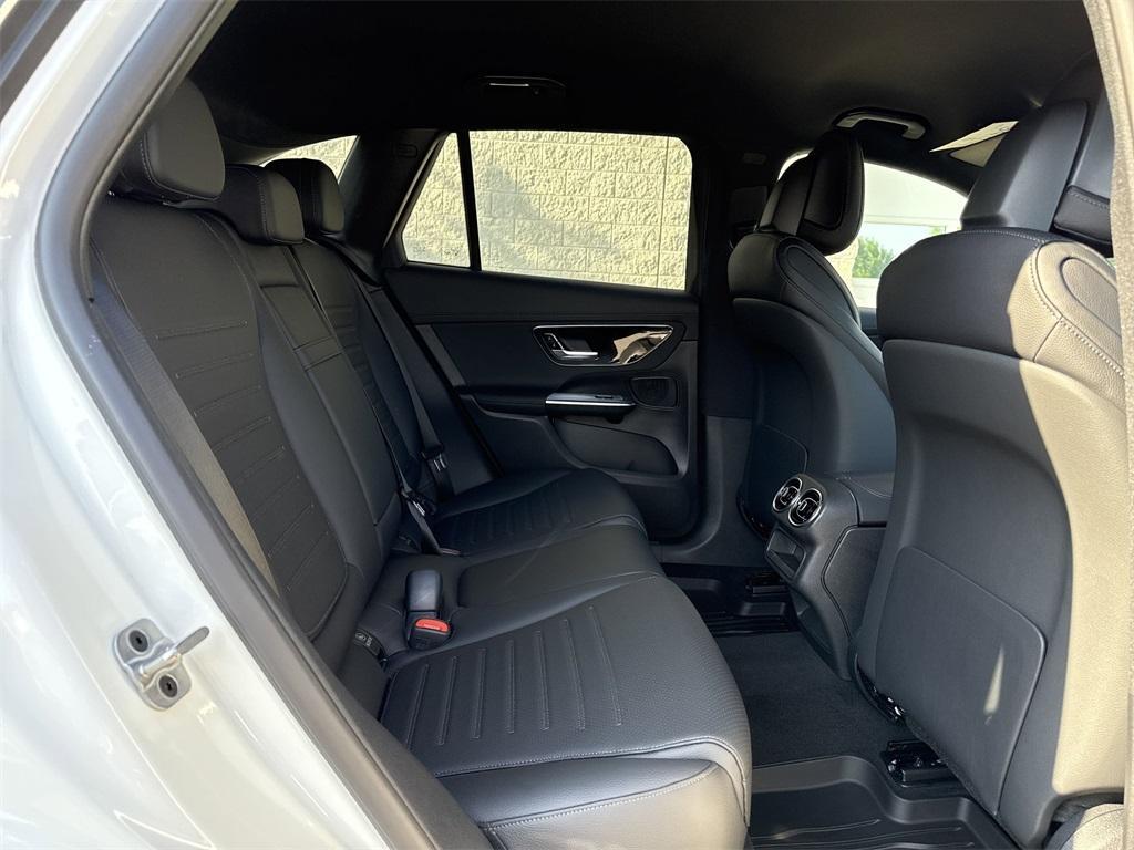 new 2025 Mercedes-Benz GLC 300 car, priced at $57,855