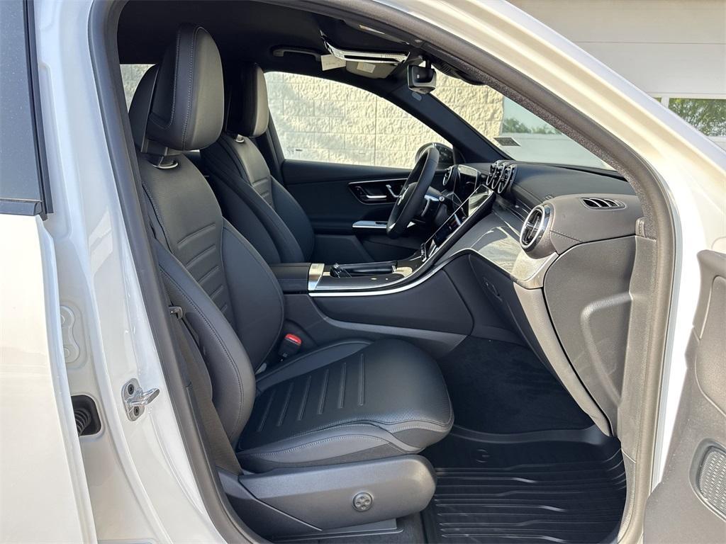 new 2025 Mercedes-Benz GLC 300 car, priced at $57,855