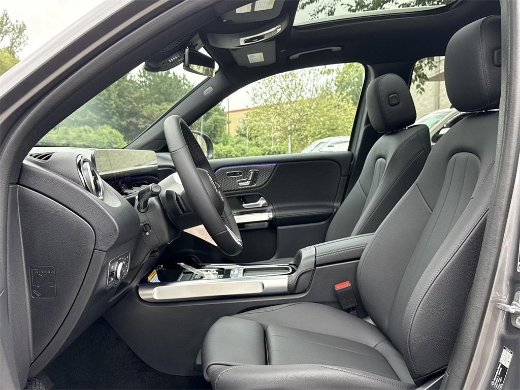 new 2026 Mercedes-Benz GLB 250 car, priced at $52,205