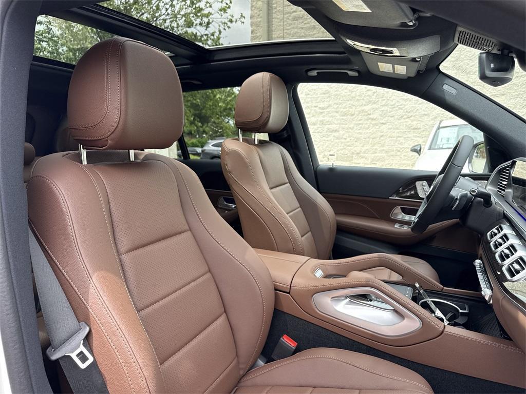 new 2025 Mercedes-Benz GLE 350 car, priced at $68,740