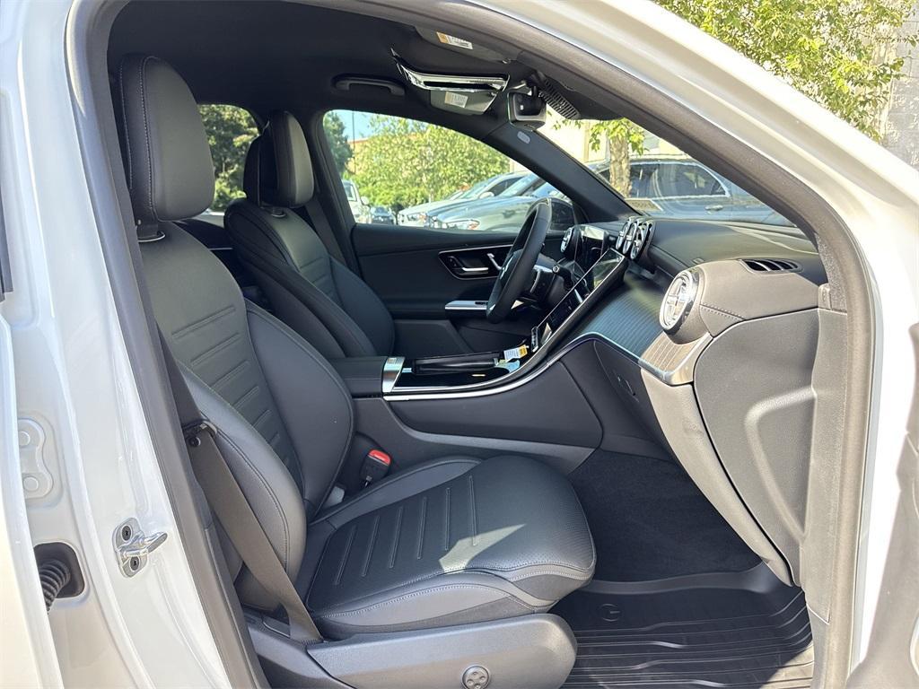 new 2025 Mercedes-Benz GLC 300 car, priced at $65,905