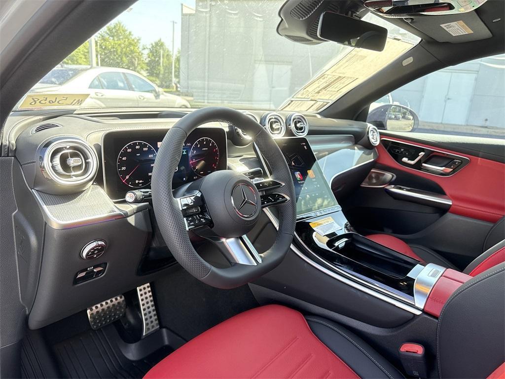 new 2025 Mercedes-Benz GLC 300 car, priced at $72,555