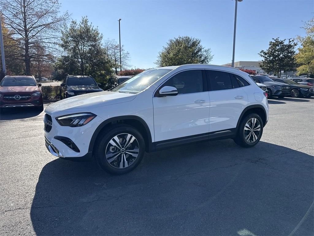 new 2025 Mercedes-Benz GLA 250 car, priced at $45,545