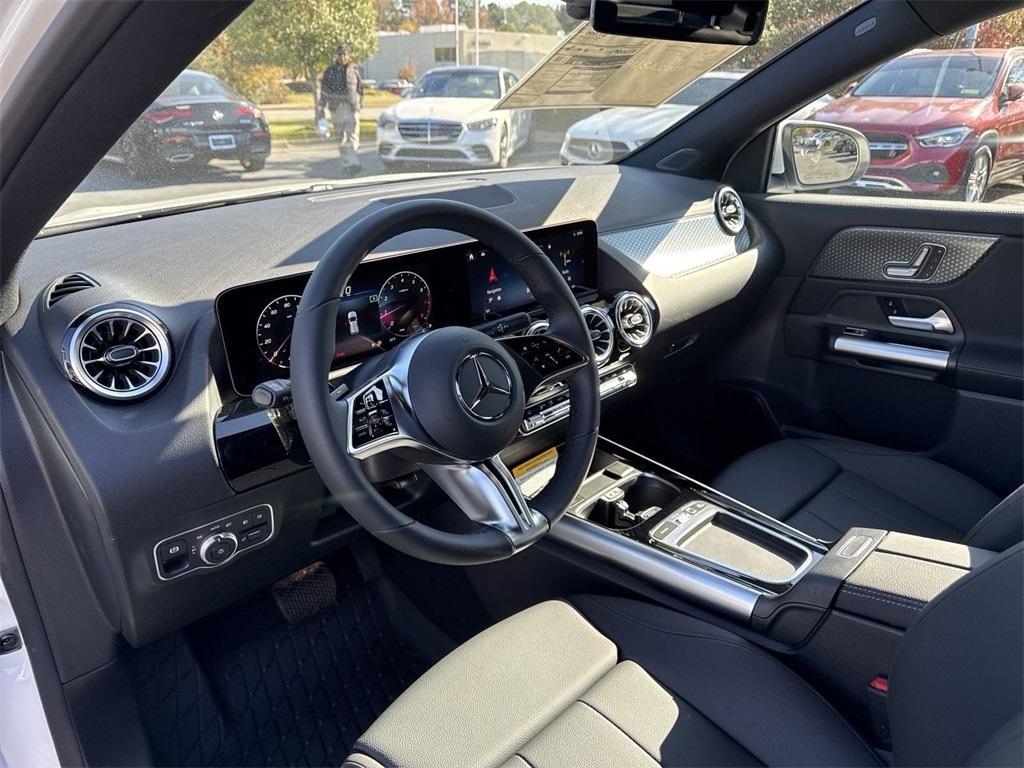 new 2025 Mercedes-Benz GLA 250 car, priced at $45,545