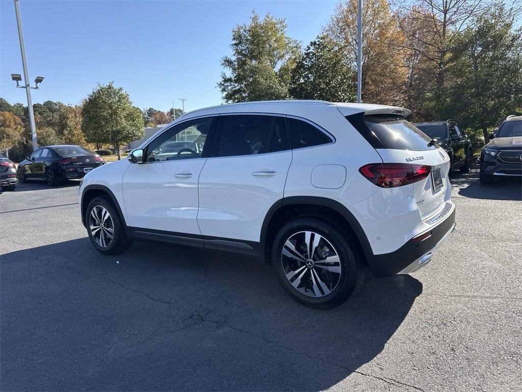 new 2025 Mercedes-Benz GLA 250 car, priced at $45,545