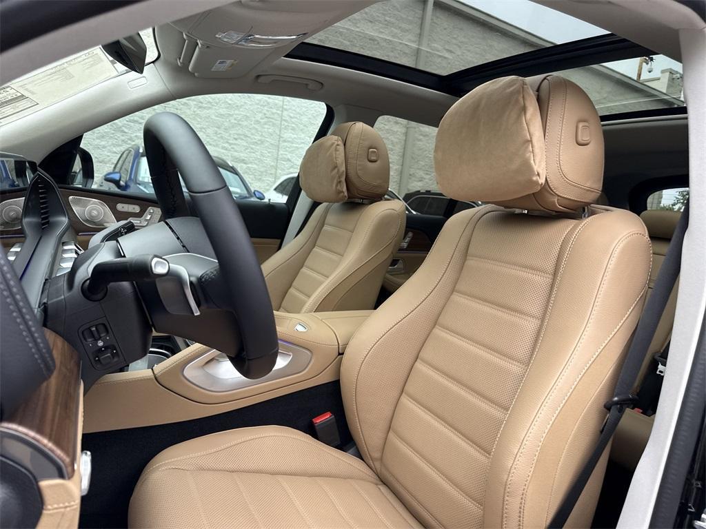 new 2025 Mercedes-Benz GLE 350 car, priced at $81,245