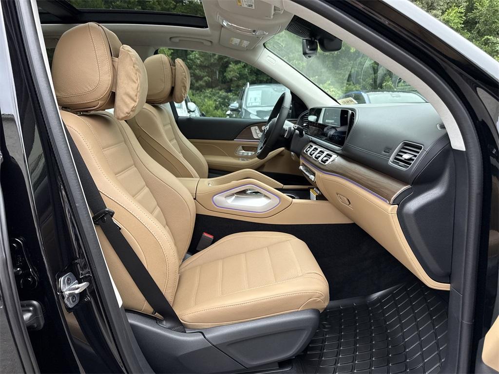 new 2025 Mercedes-Benz GLE 350 car, priced at $81,245