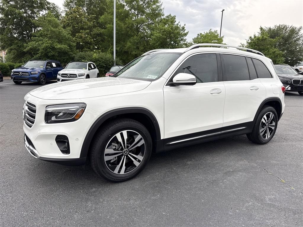 new 2025 Mercedes-Benz GLB 250 car, priced at $47,145