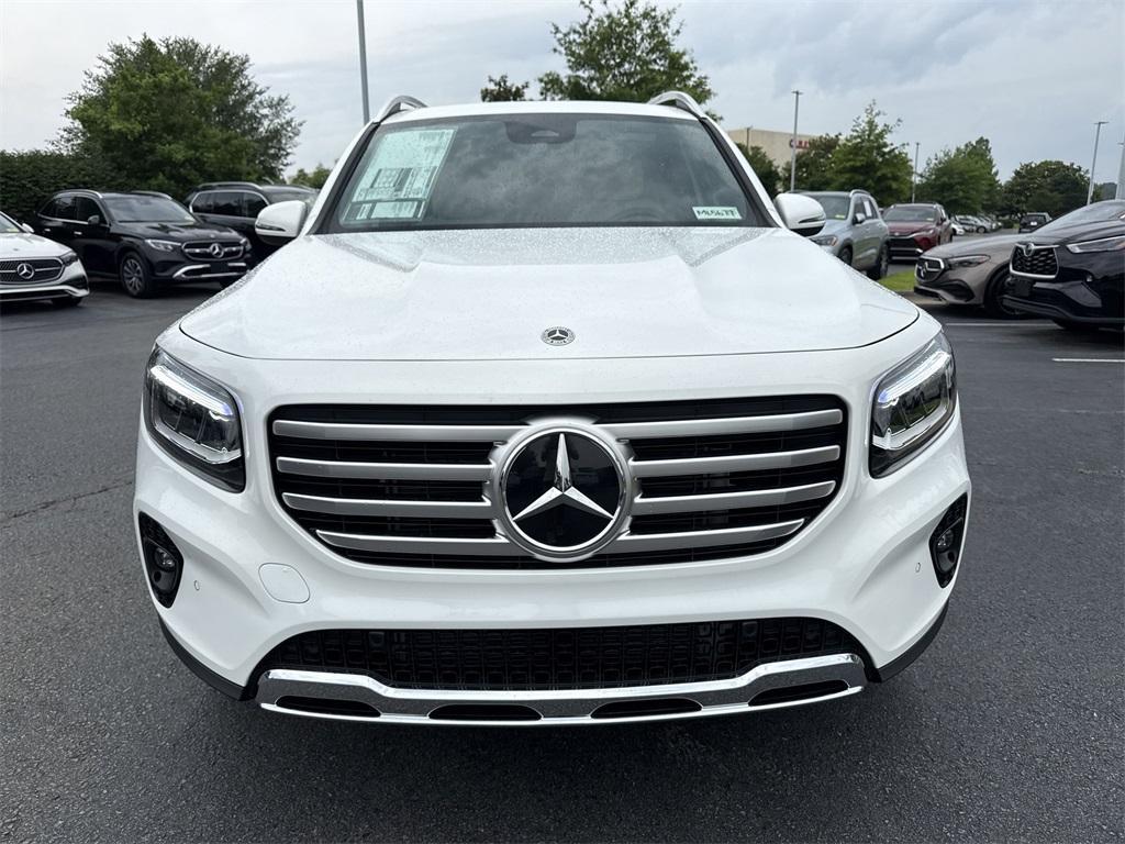 new 2025 Mercedes-Benz GLB 250 car, priced at $47,145