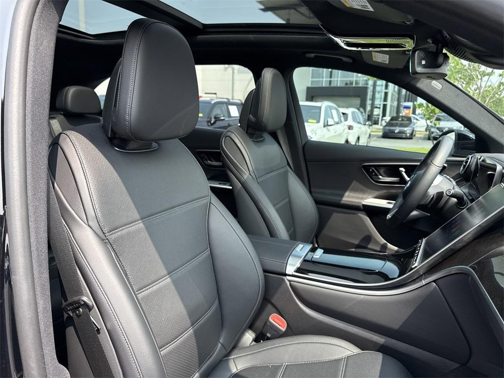 used 2025 Mercedes-Benz GLC 300 car, priced at $54,000