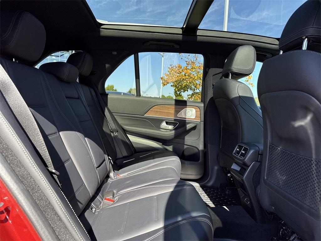 used 2025 Mercedes-Benz GLE 350 car, priced at $70,189