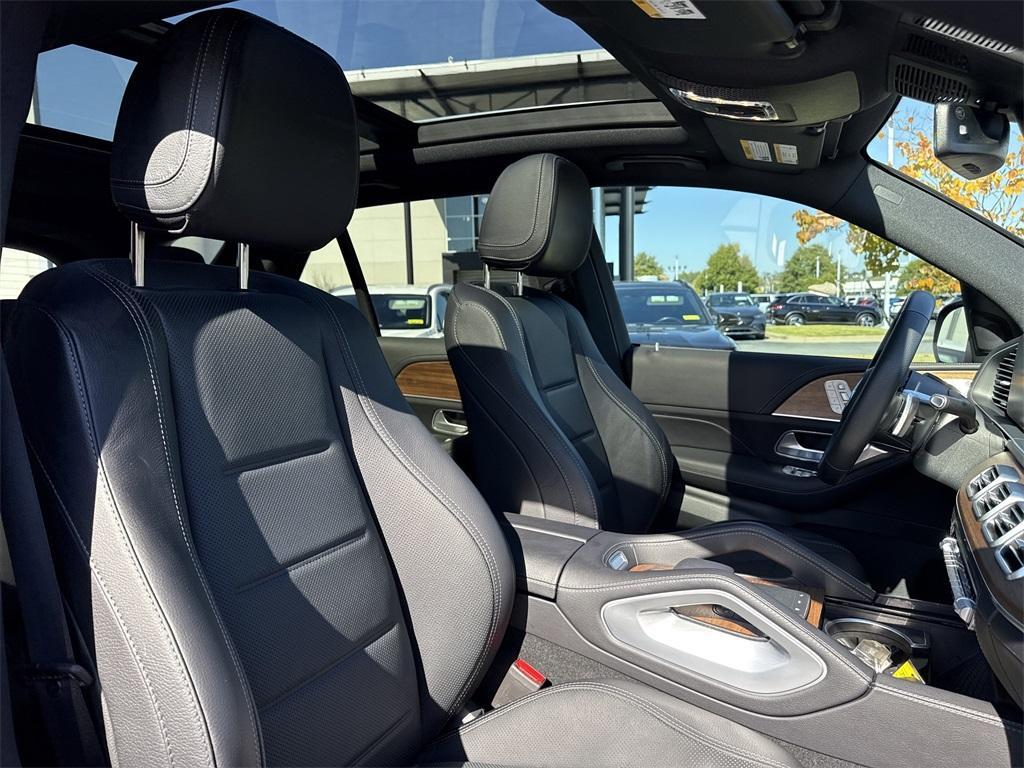used 2025 Mercedes-Benz GLE 350 car, priced at $70,189