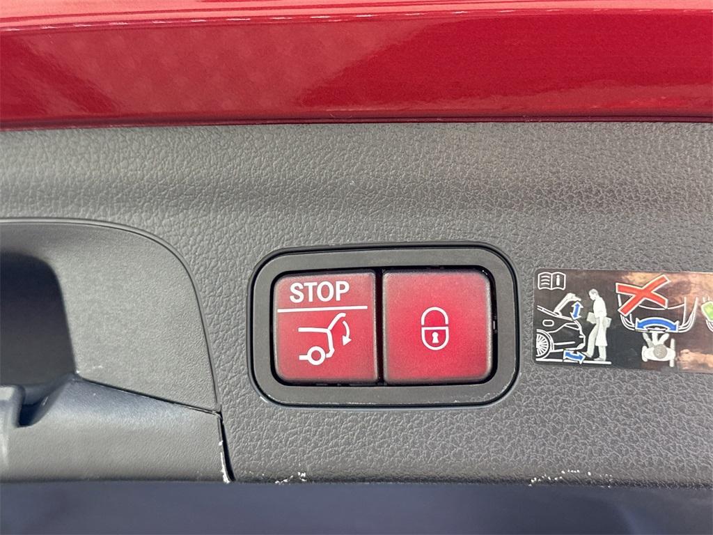 used 2025 Mercedes-Benz GLE 350 car, priced at $70,189