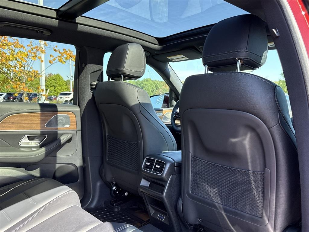 used 2025 Mercedes-Benz GLE 350 car, priced at $70,189