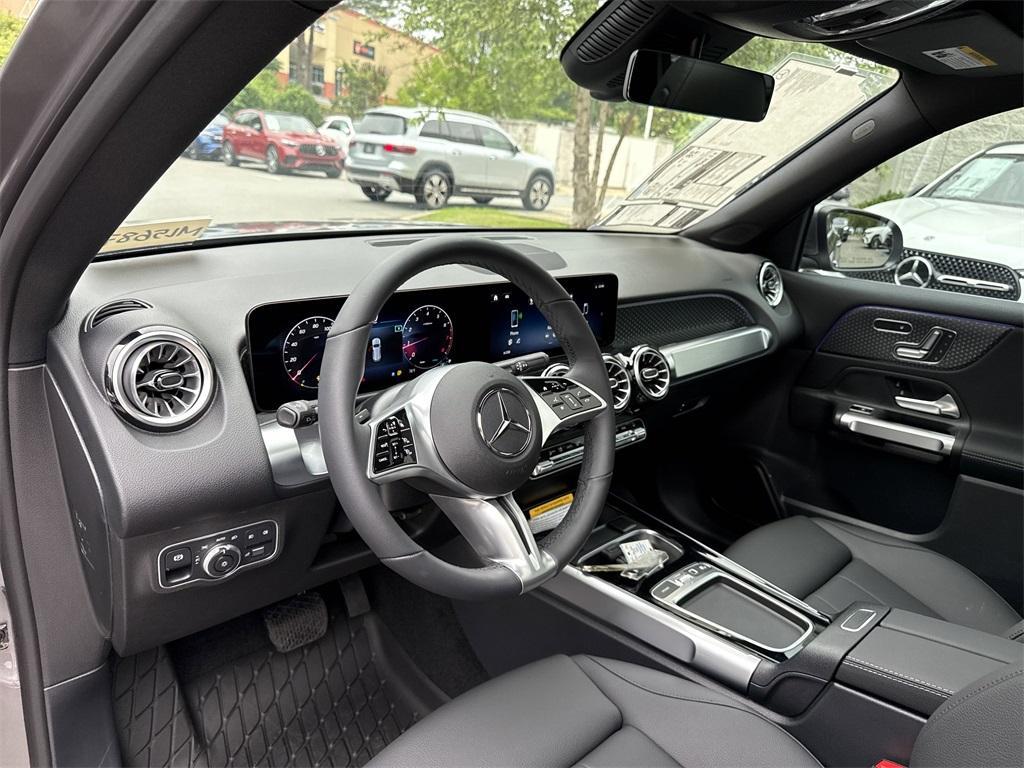 new 2025 Mercedes-Benz GLB 250 car, priced at $49,395