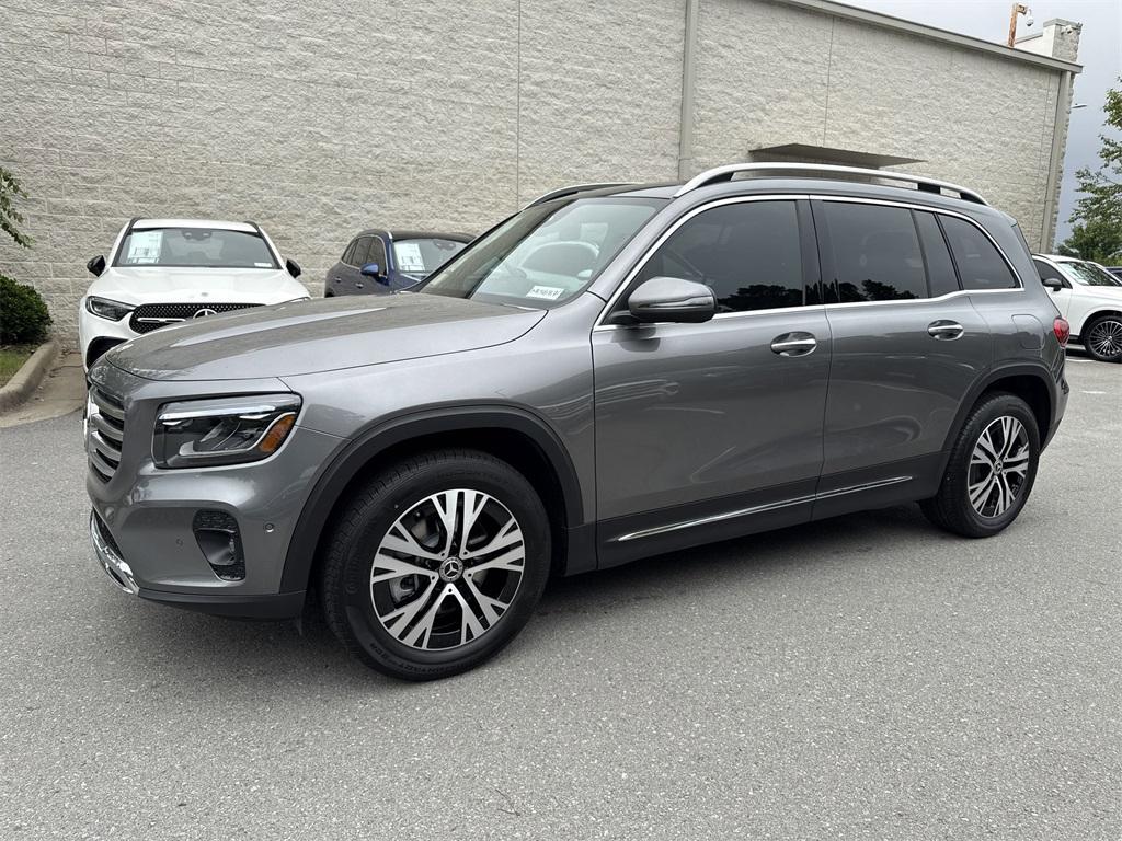 new 2025 Mercedes-Benz GLB 250 car, priced at $49,395