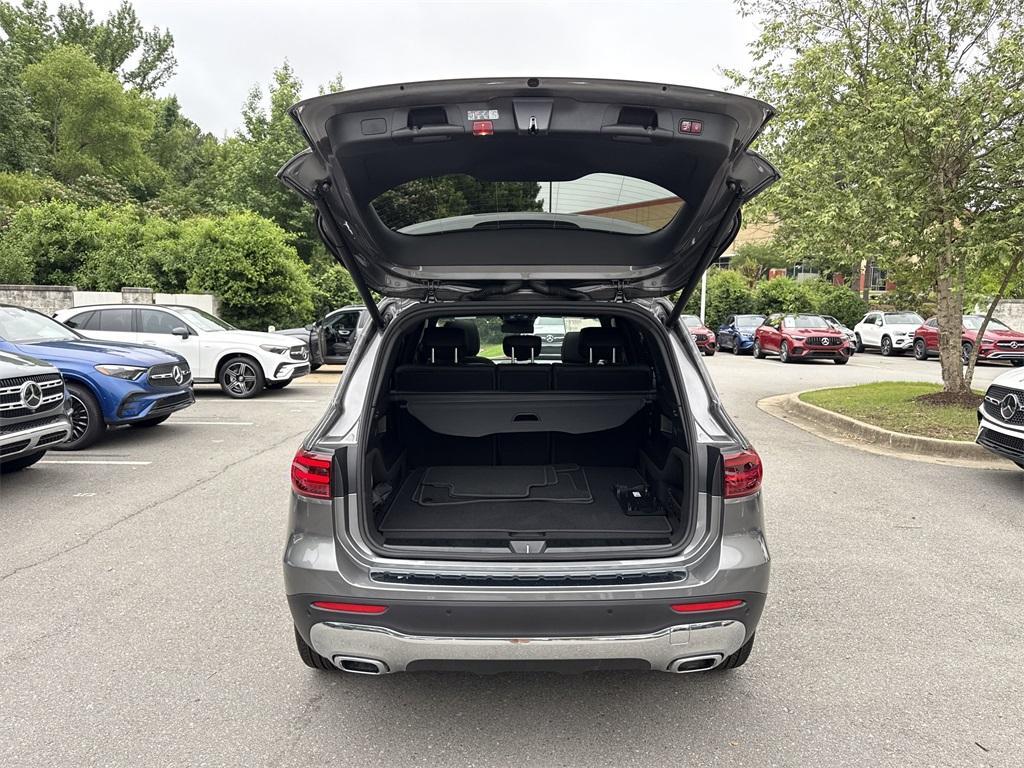 new 2025 Mercedes-Benz GLB 250 car, priced at $49,395