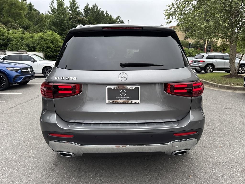 new 2025 Mercedes-Benz GLB 250 car, priced at $49,395