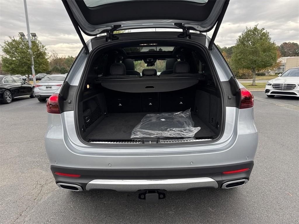 new 2025 Mercedes-Benz GLE 450 car, priced at $75,795