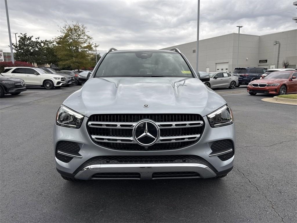 new 2025 Mercedes-Benz GLE 450 car, priced at $75,795