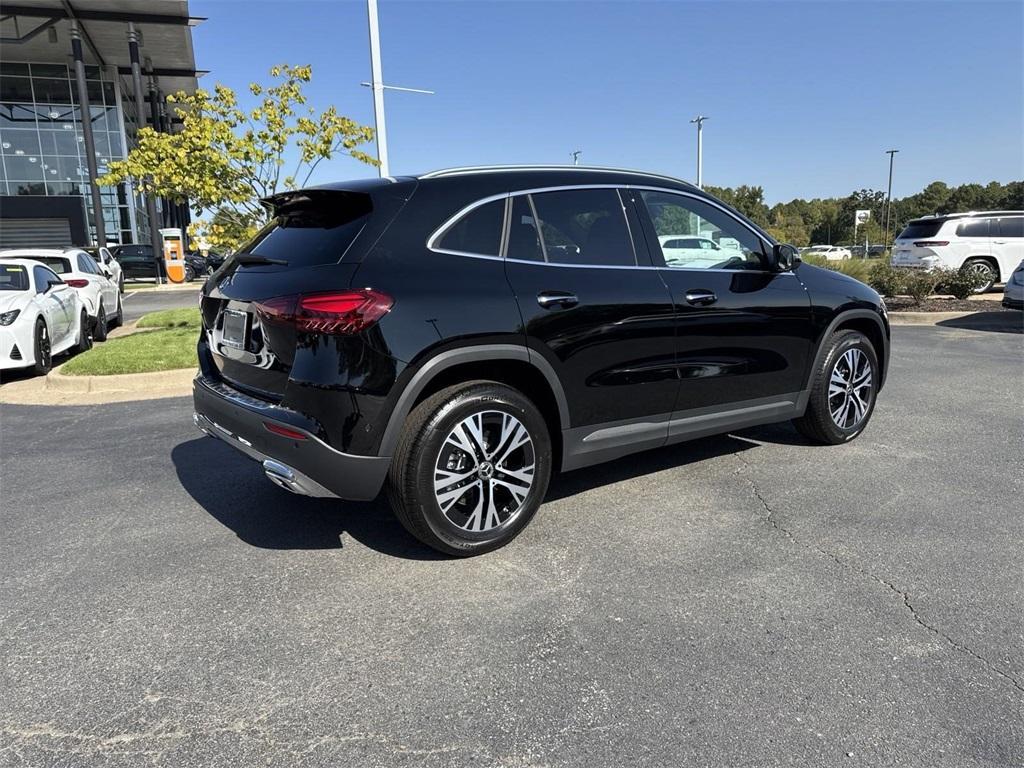 new 2025 Mercedes-Benz GLA 250 car, priced at $46,205