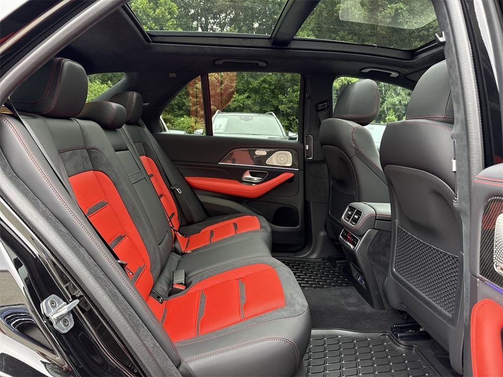new 2025 Mercedes-Benz AMG GLE 63 car, priced at $139,540