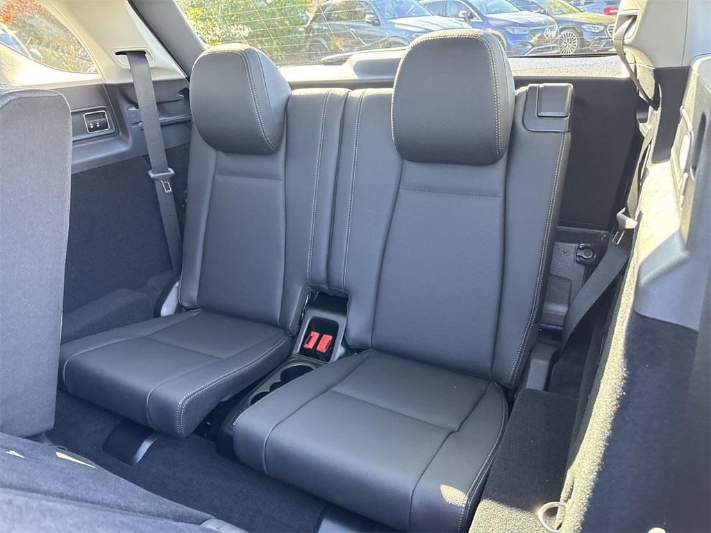 new 2025 Mercedes-Benz GLE 450 car, priced at $91,870