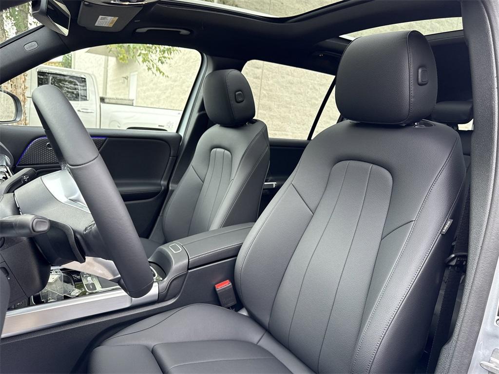 new 2026 Mercedes-Benz GLB 250 car, priced at $52,055