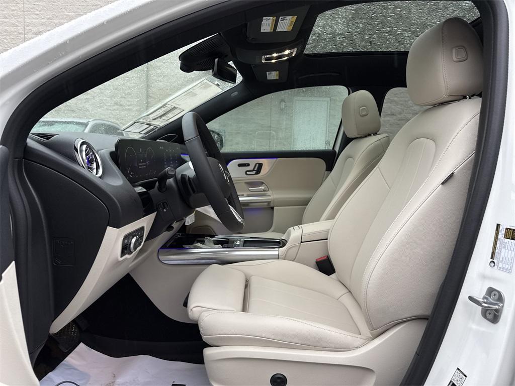 new 2026 Mercedes-Benz GLA 250 car, priced at $49,190