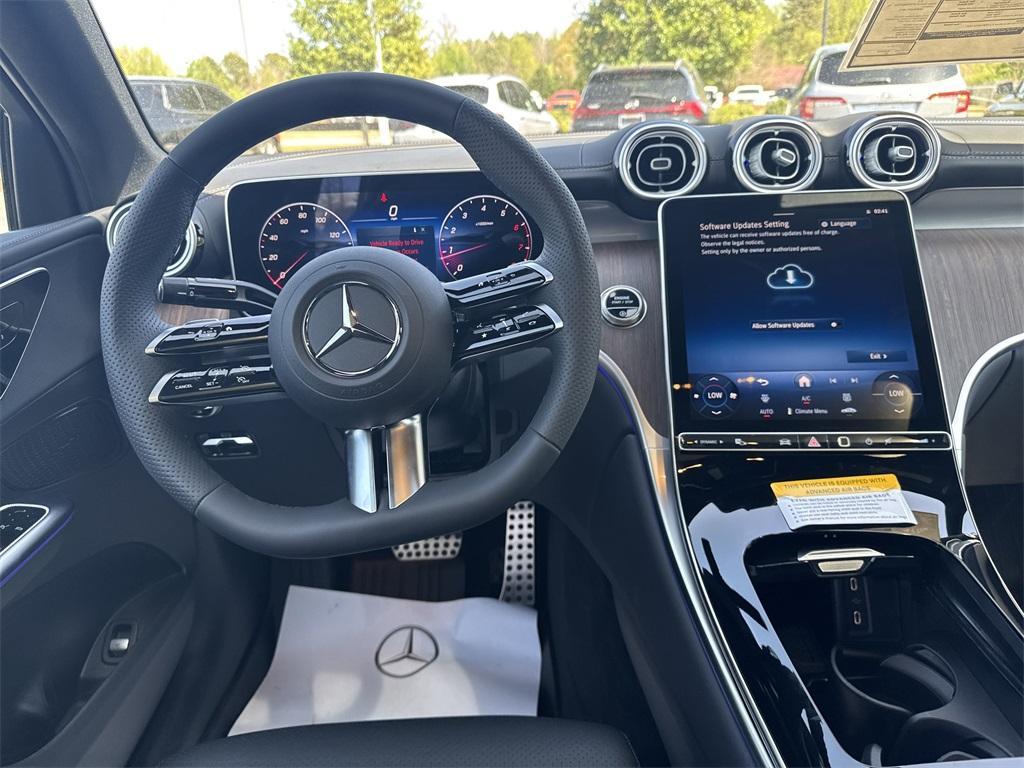 new 2025 Mercedes-Benz GLC 300 car, priced at $65,055