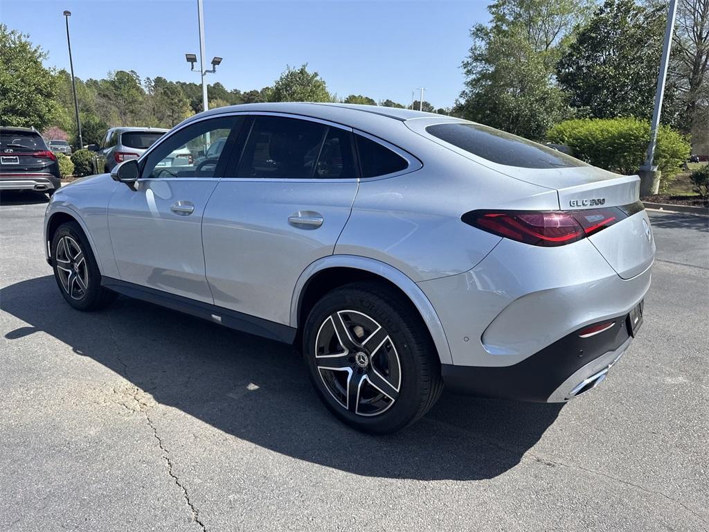 new 2025 Mercedes-Benz GLC 300 car, priced at $65,055